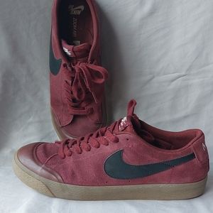NIKE SB Blazer Low XT, maroon suede, black, Men 13